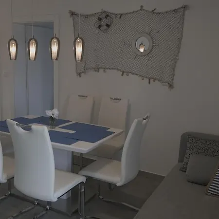 Appartement Bestak