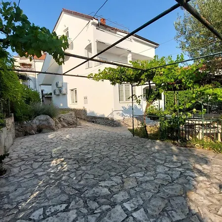 Apartamento Bestak Krk Town